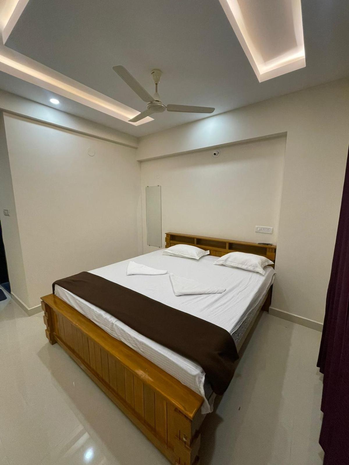 Hotel Radhma Residency Udupi Exteriör bild