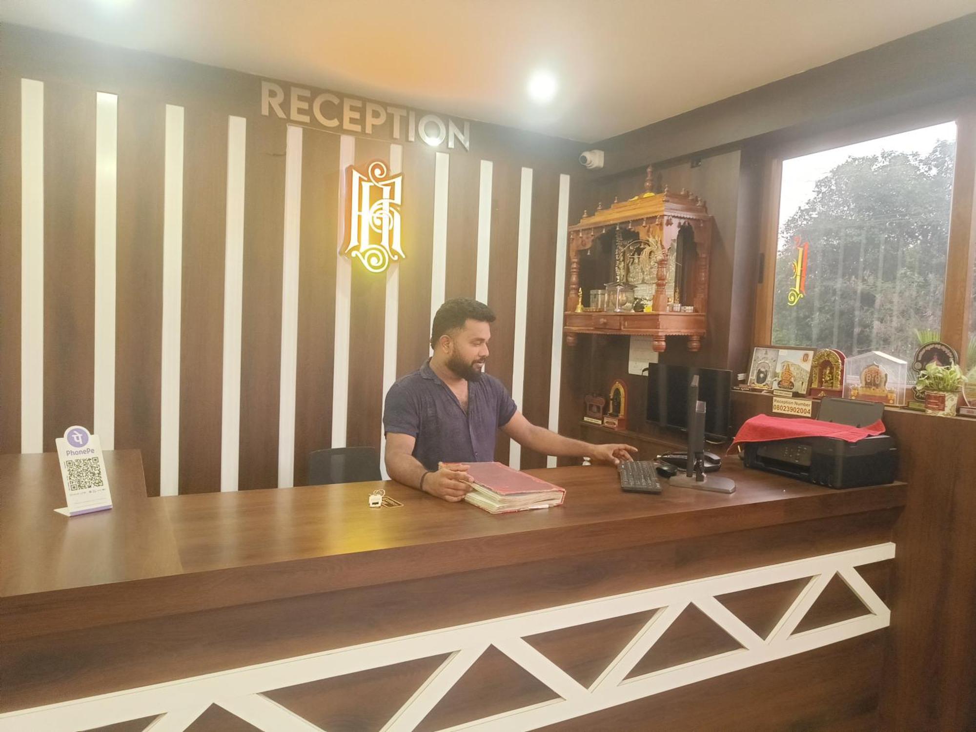 Hotel Radhma Residency Udupi Exteriör bild